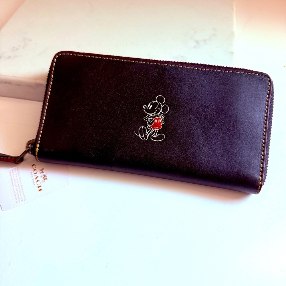 NWT Coach x Disney Mickey Mouse Essential Accordion Large Leather Zip Wallet - Picture 2 of 12
